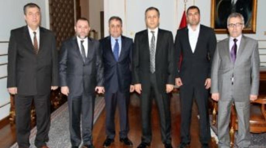 Tekstilcilerden Vali Yerlikaya&rsquo;ya Ziyaret