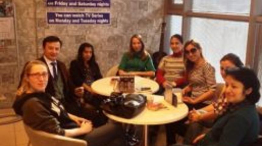 Kursiyerler, Speaking Cafe&rsquo;de Pratik Geliştiriyor