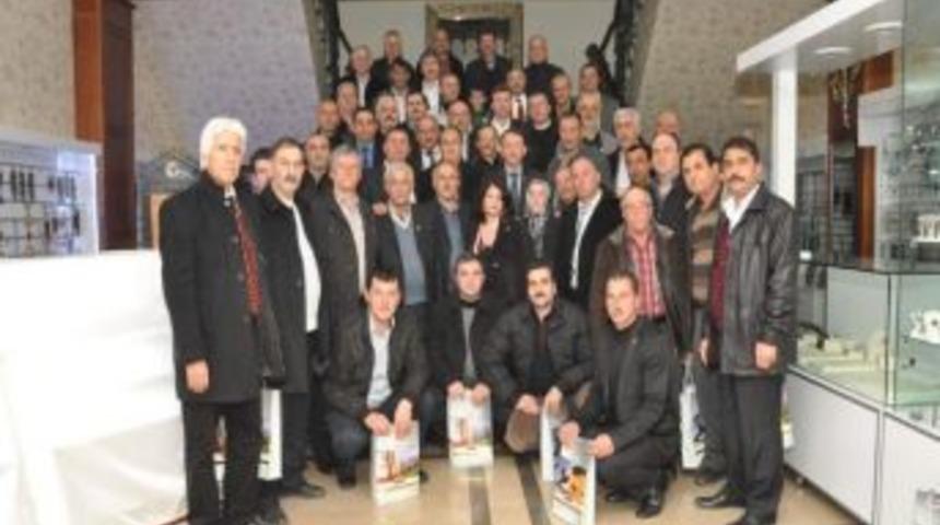 Başkan Karabalık Kartepeli Muhtarlarla Buluştu