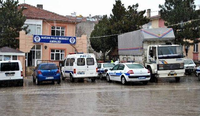 Kırşehir'de Bir Kamyon Kaçak Sigara Ele Geçirildi