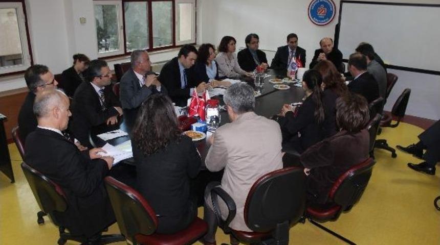 A&uuml; Hastanesi Kalitede G&uuml;ven Tazeledi