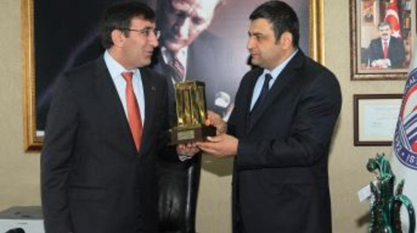 Bakan Yılmaz: 10. Kalkınma Planı'nı Hazırlıyoruz