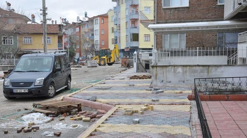 Koyunoğlu Mahallesi'nin Altyapısı Yenileniyor