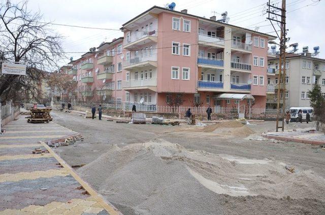 Koyunoğlu Mahallesi'nin Altyapısı Yenileniyor