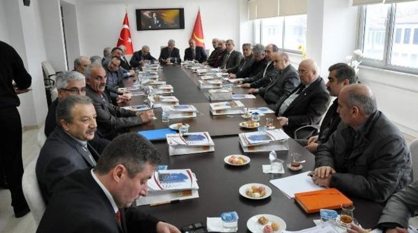 Başkan Vekili Yavuz, Muhtarlarla Toplantı Yaptı