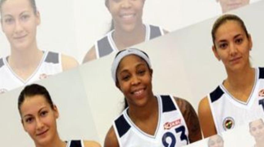 Fenerbah&ccedil;e'de 3 Sporcunun S&ouml;zleşmeleri Uzatıldı