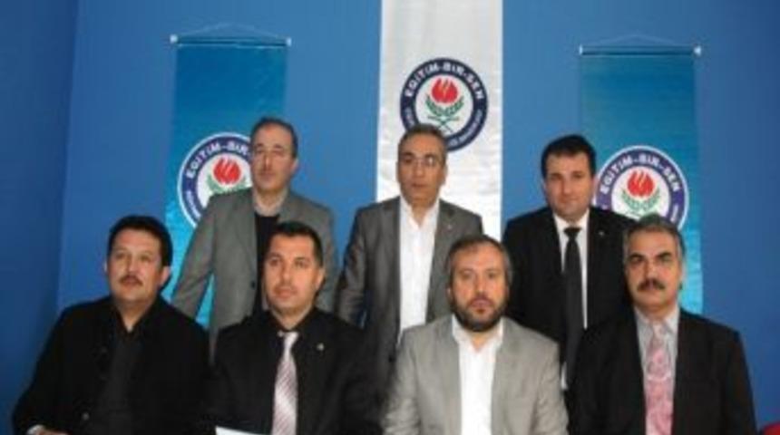 &Ouml;zg&uuml;rl&uuml;ğe Atılan 10 Milyon İmza