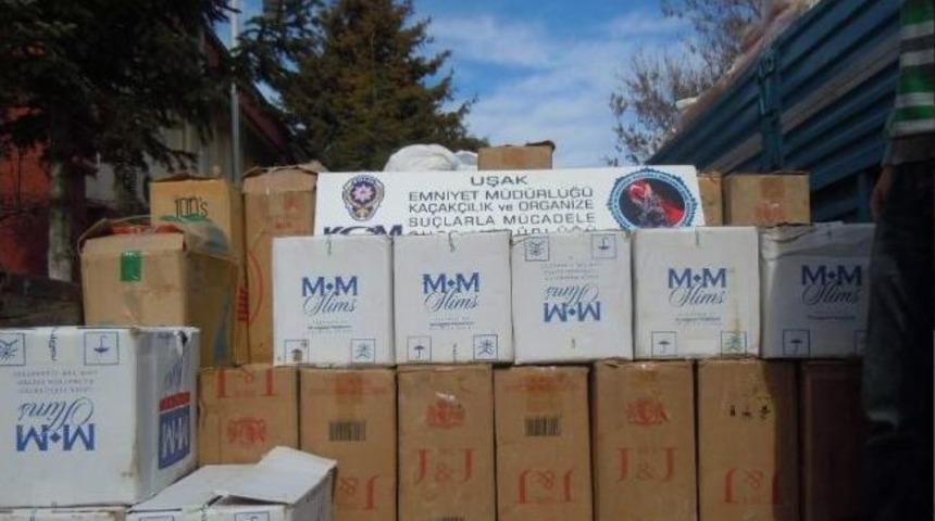 Uşak Polisi 50 Bin Paket Ka&ccedil;ak Sigara Ele Ge&ccedil;irdi