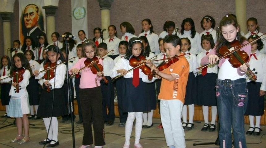 Nevşehir&rsquo;de Solist Ve Korist Yetiştirilecek