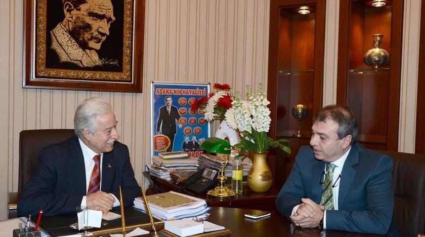 Tenis Dağ Ve Su Sporları Kul&uuml;b&uuml; Y&ouml;neticileri Aldırmaz'ı Ziyaret Etti