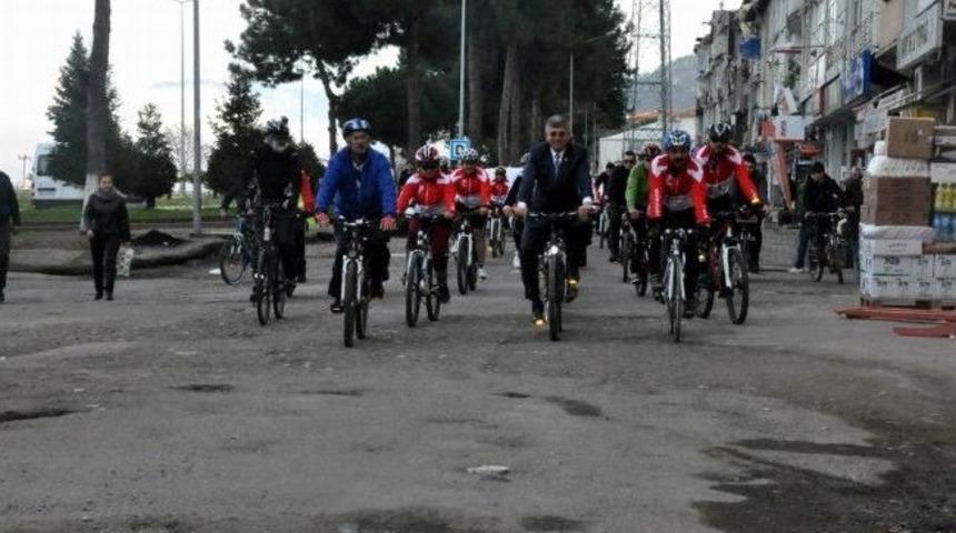 Perşembe Akşamı Bisiklet&ccedil;ileri Perşembe'ye Temsilcilik Verdi
