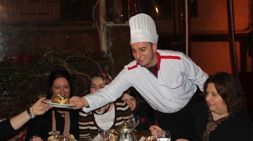 Mudurnu Konaklarında Kumpirli G&uuml;n Partisi