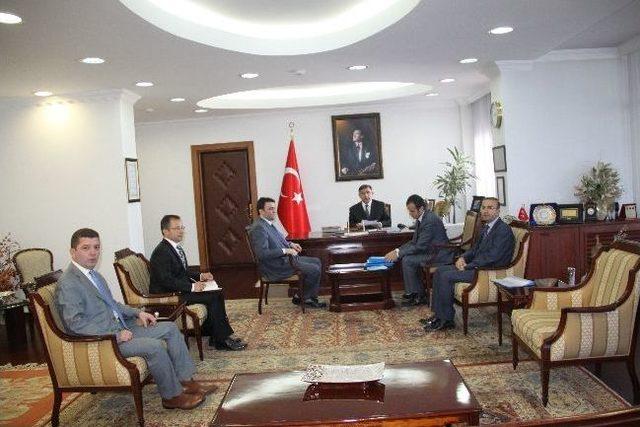 Vali Adnan Yılmaz&rsquo;a Ziyaretler 1