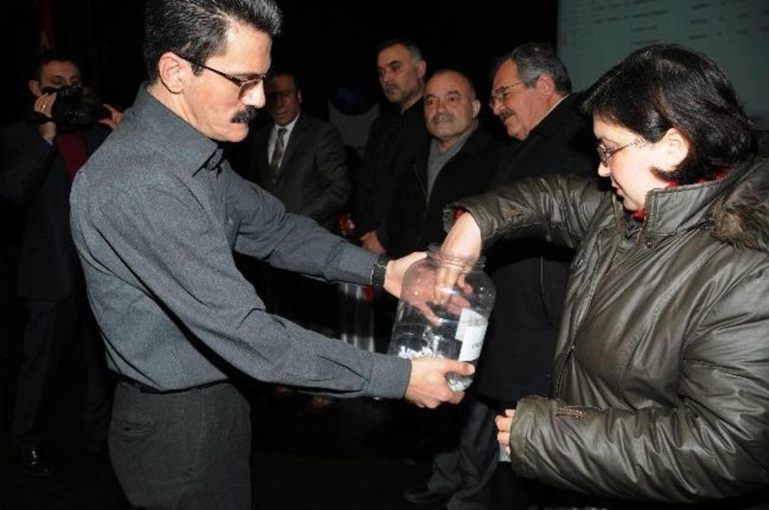 Kuzey Yıldızı Toki&rsquo;de Kura Heyecanı