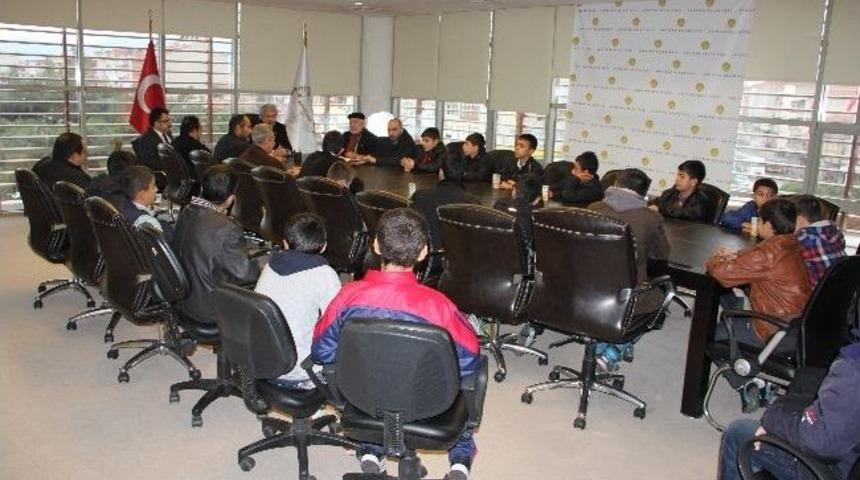 Akhisar'da Doğu-batı Kaynaşması Sağlandı