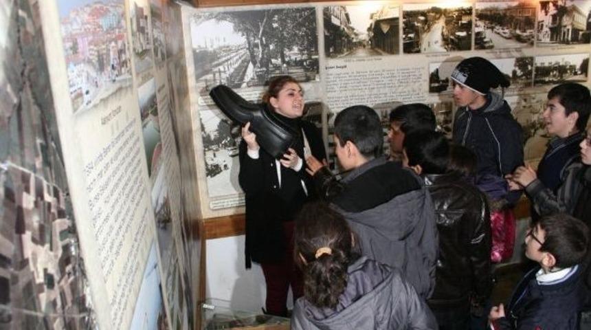 Hopalı Engelliler İneg&ouml;l&rsquo;&uuml; Gezdi