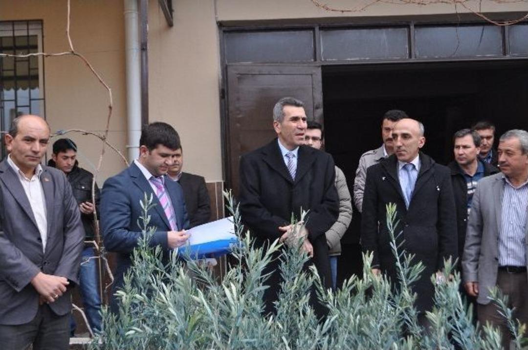 Demirci&rsquo;de Vatandaşa 22 Bin Fidan Dağıtılacak