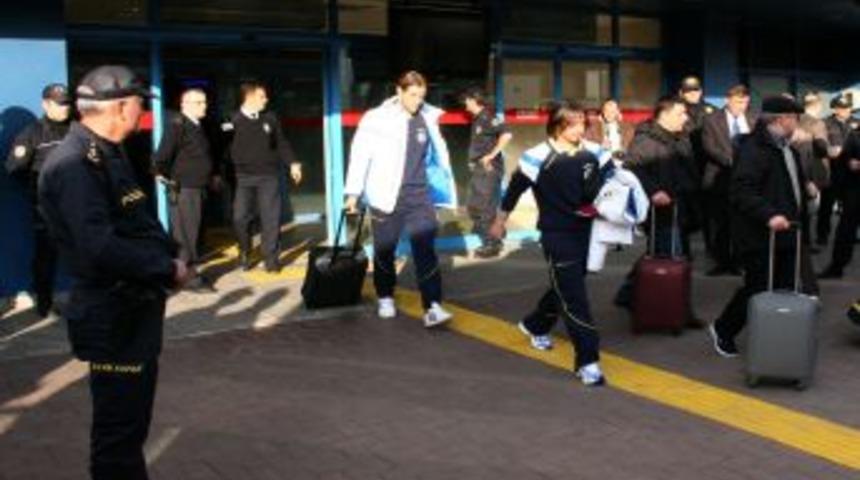 Fenerbah&ccedil;e, Trabzon'a Geldi