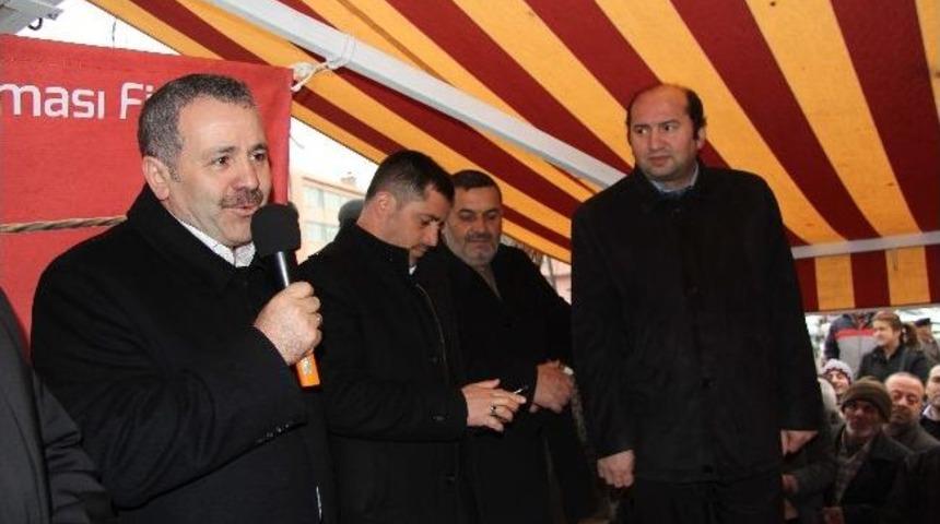 Beş Bin Adet Hendek Hurması Fidesi Dağıtıldı