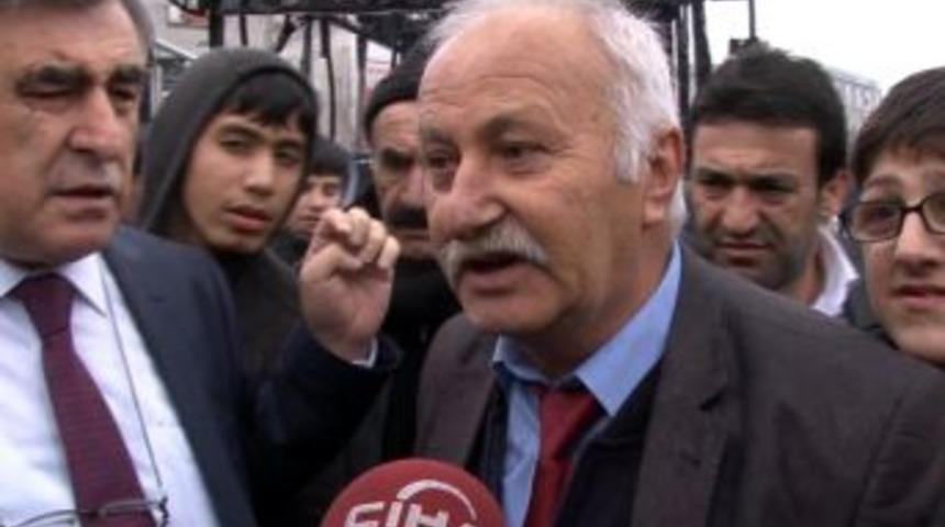 Otob&uuml;s Şof&ouml;r&uuml;: Yolcuları Indirip, Otob&uuml;s&uuml; Yaktılar