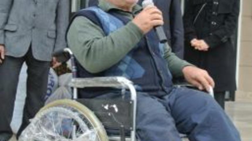 Mavi Kapaklar Bir Engelliyi Daha Sevindirdi