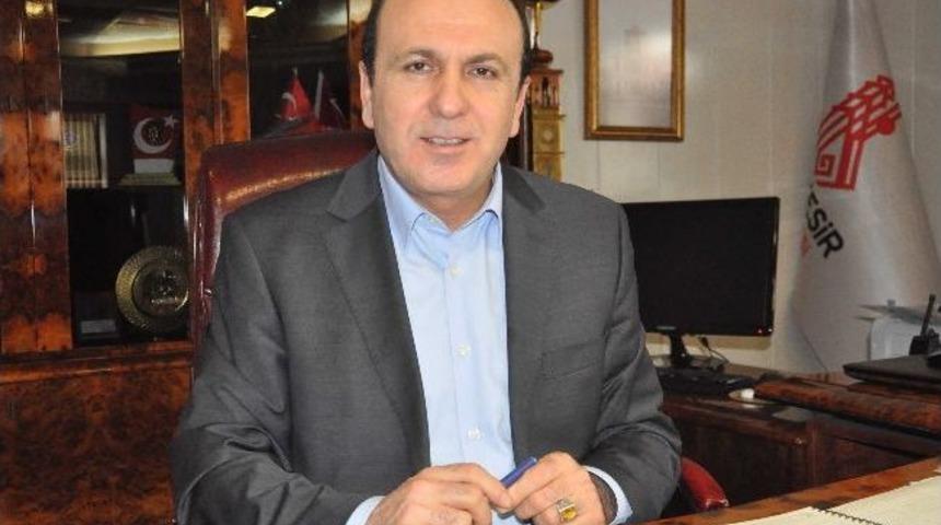 Balıkesir'de Oyuncaklar Ve Kitaplar Kumbaraya