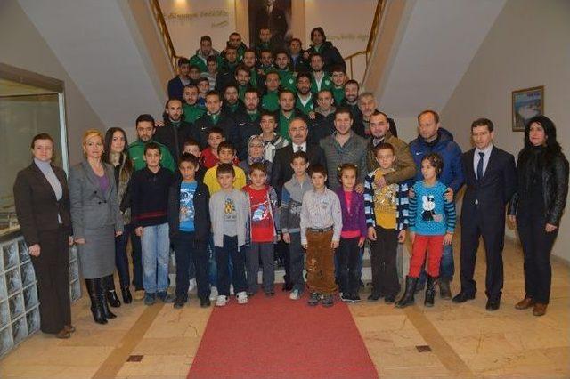 Kırklarelispor G&ouml;n&uuml;l Elcisi Oldu 1