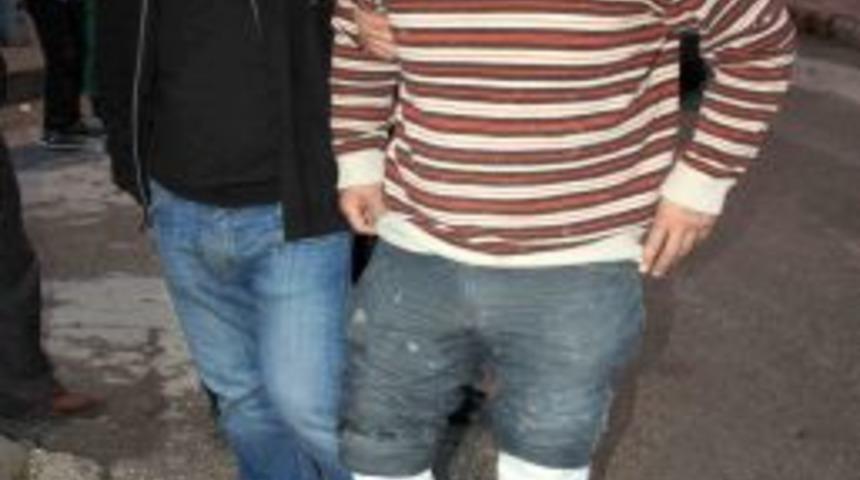 Ter&ouml;r &Ouml;rg&uuml;t&uuml; Yandaşlarının Attığı Bomba Vatandaşı Yaraladı