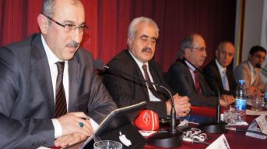 Korkmaz: Eleştirilerin Olmadığı Yerde, Gizli Sancılar Ve Patlamalar Olur