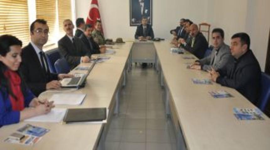 Siverek'te Sokak &Ccedil;ocukları I&ccedil;in &Ccedil;&ouml;z&uuml;m Aranıyor