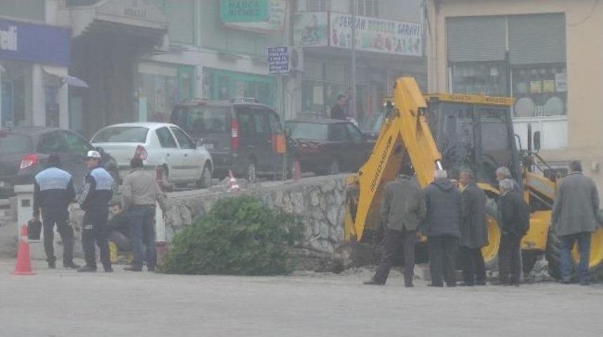 Ak&ccedil;akoca'da Alt Yapı &Ccedil;alışmaları