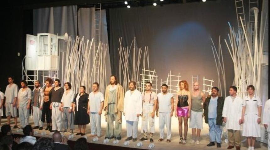 İzmit Belediyesi, 'guguk Kuşu'na Gitti