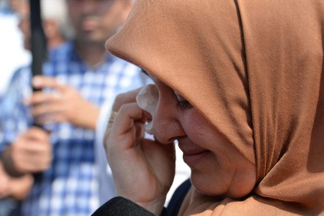 Şehit ikiz polislerin adını taşıyan köprü, gözyaşlarıyla açıldı