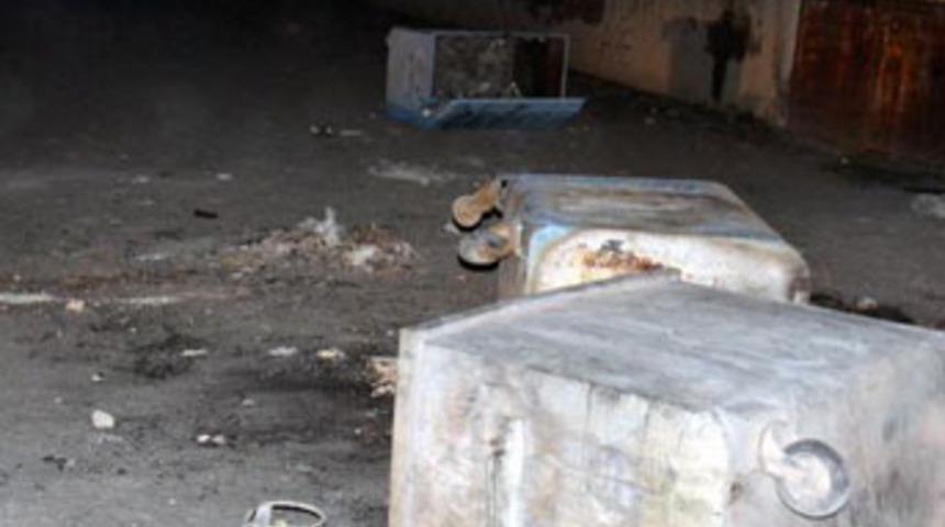 PKK yandaşları okula saldırdı