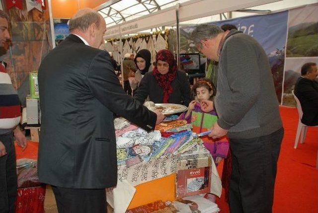 Tokat, Karadeniz Turizm Fuarı&rsquo;nda 1