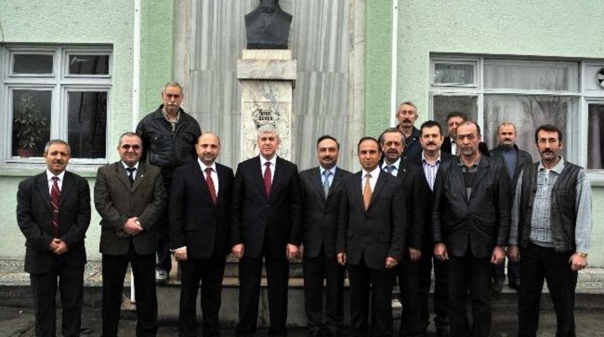 Vali Erden Şeker Fabrikasında İncelemelerde Bulundu