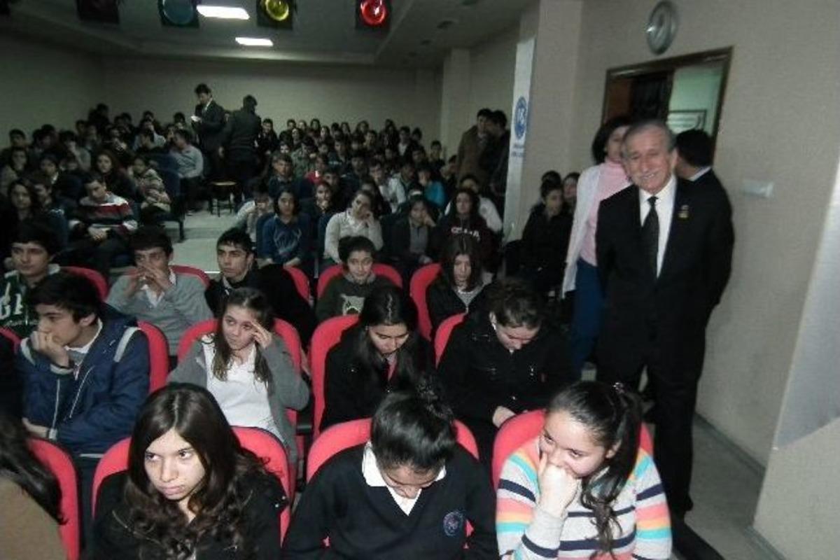 Ka&ccedil;maz, &Ouml;ğrencilere &Ccedil;anakale Destanını Anlattı