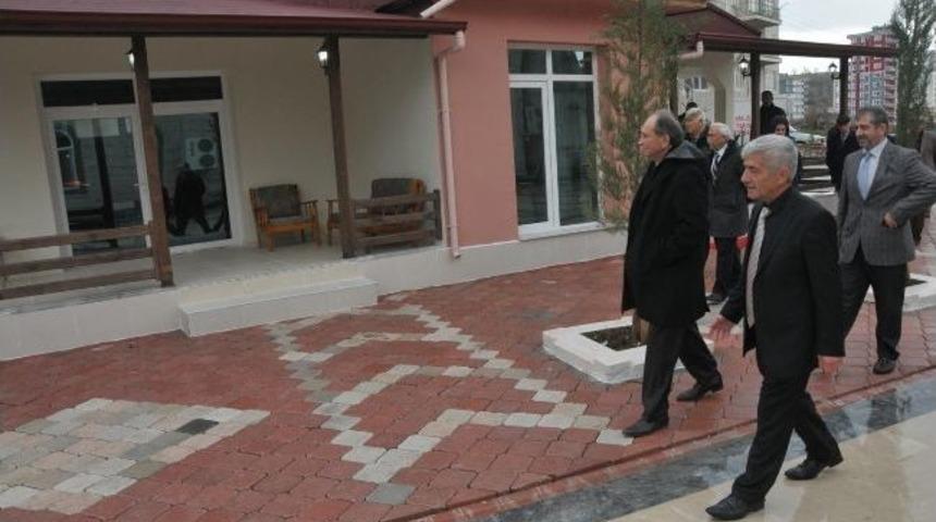 Atakentlilerden Başkan Burma&rsquo;ya Teşekk&uuml;r