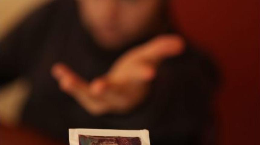 Bakanlıktan &Uuml;cretsiz Dağıtılan Kozmetik &Uuml;r&uuml;nlerine Bilgilendirme Şartı