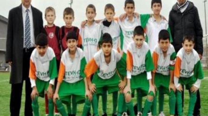 G&ouml;nen 100. Yıl İlk&ouml;ğretim Okulu B&ouml;lge Şampiyonu Oldu