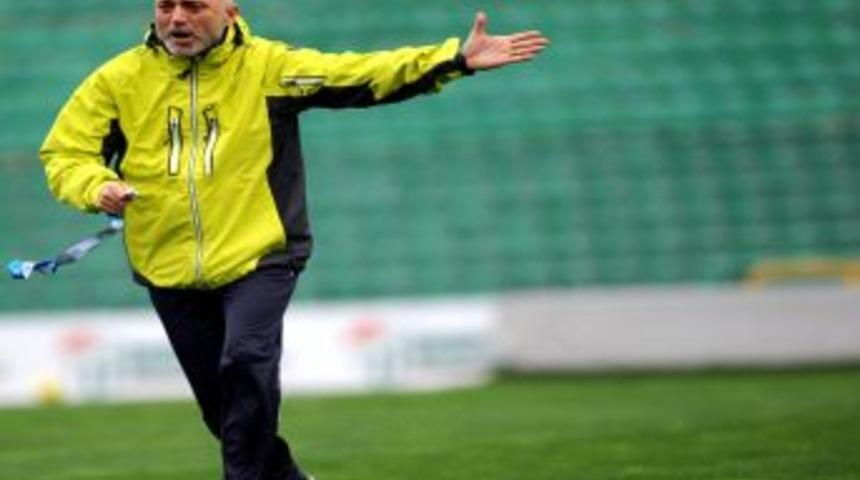 Karaman, Taraftarı &Ouml;n&uuml;nde Kazanmak Istiyor