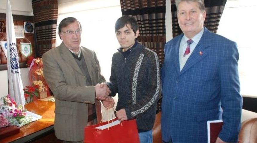 Didim Mesleki Eğitim&rsquo;den Esnaf Odasına Teşekk&uuml;r Ziyareti