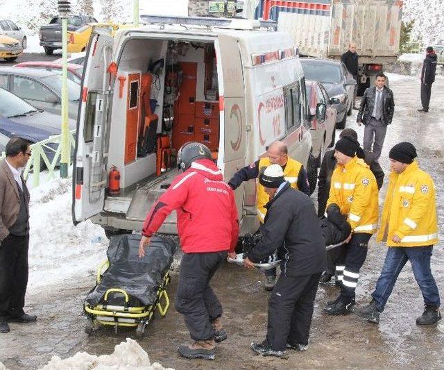 Palandöken'de Mahsur Kalanların Yardımına, Jak Ekipleri Yetişti