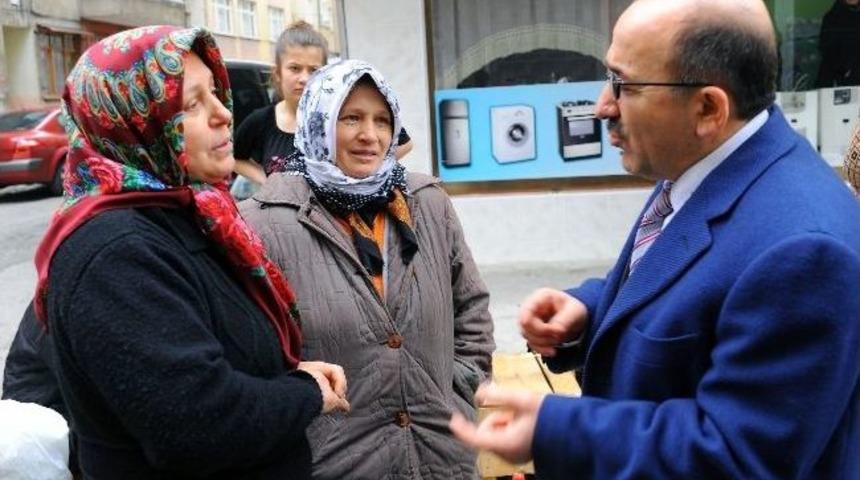 Başkan G&uuml;mr&uuml;k&ccedil;&uuml;oğlu, Fatih Semt Pazarında