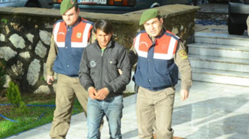 Sevgilisinin annesini diri diri yaktı