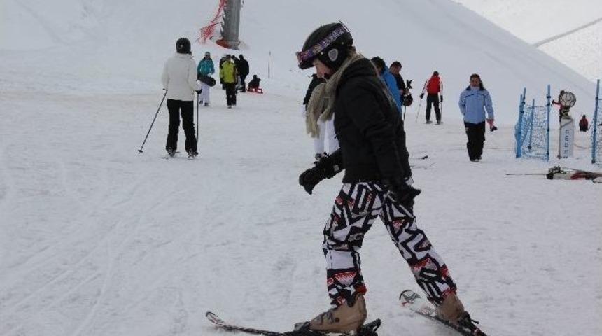 Paland&ouml;ken'de Hafta Sonu Kayak Coşkusu