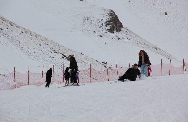 Paland&ouml;ken de Hafta Sonu Kayak Coşkusu 1