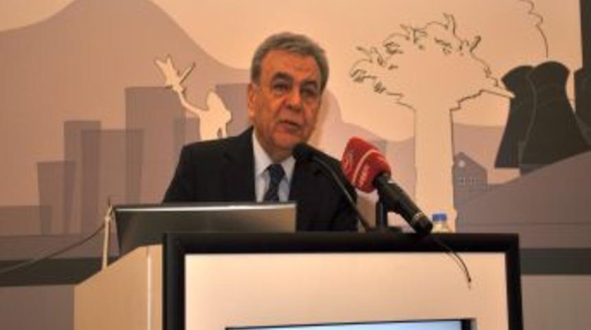 İzmir'de 's&uuml;rd&uuml;r&uuml;lebilir Kalkınma' Konuşuldu