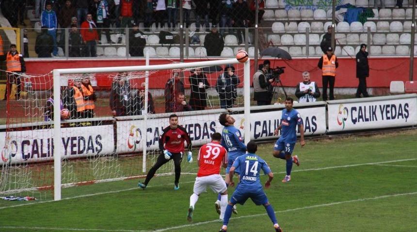 Samsunspor: 4 - &Ccedil;aykur Rizespor: 0