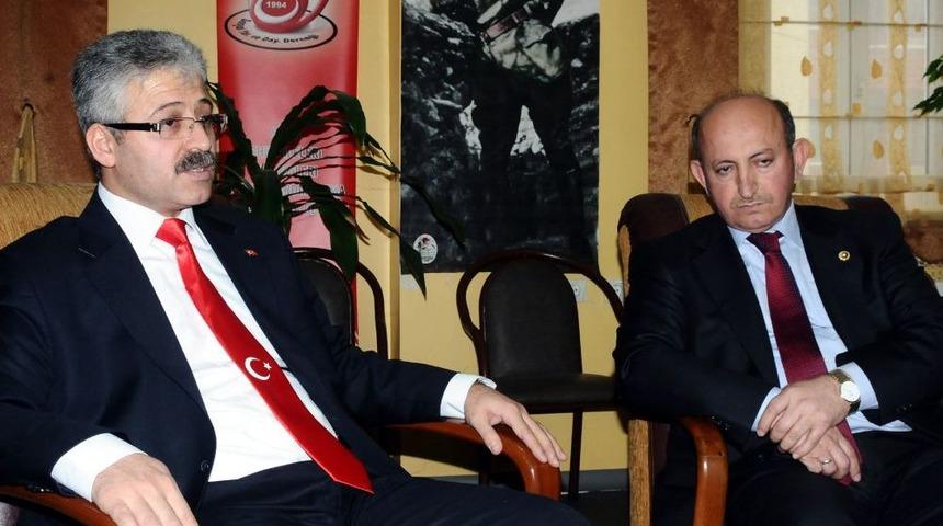 'Medya Kullanılarak Herşey Tozpembeymiş Gibi G&ouml;steriliyor'